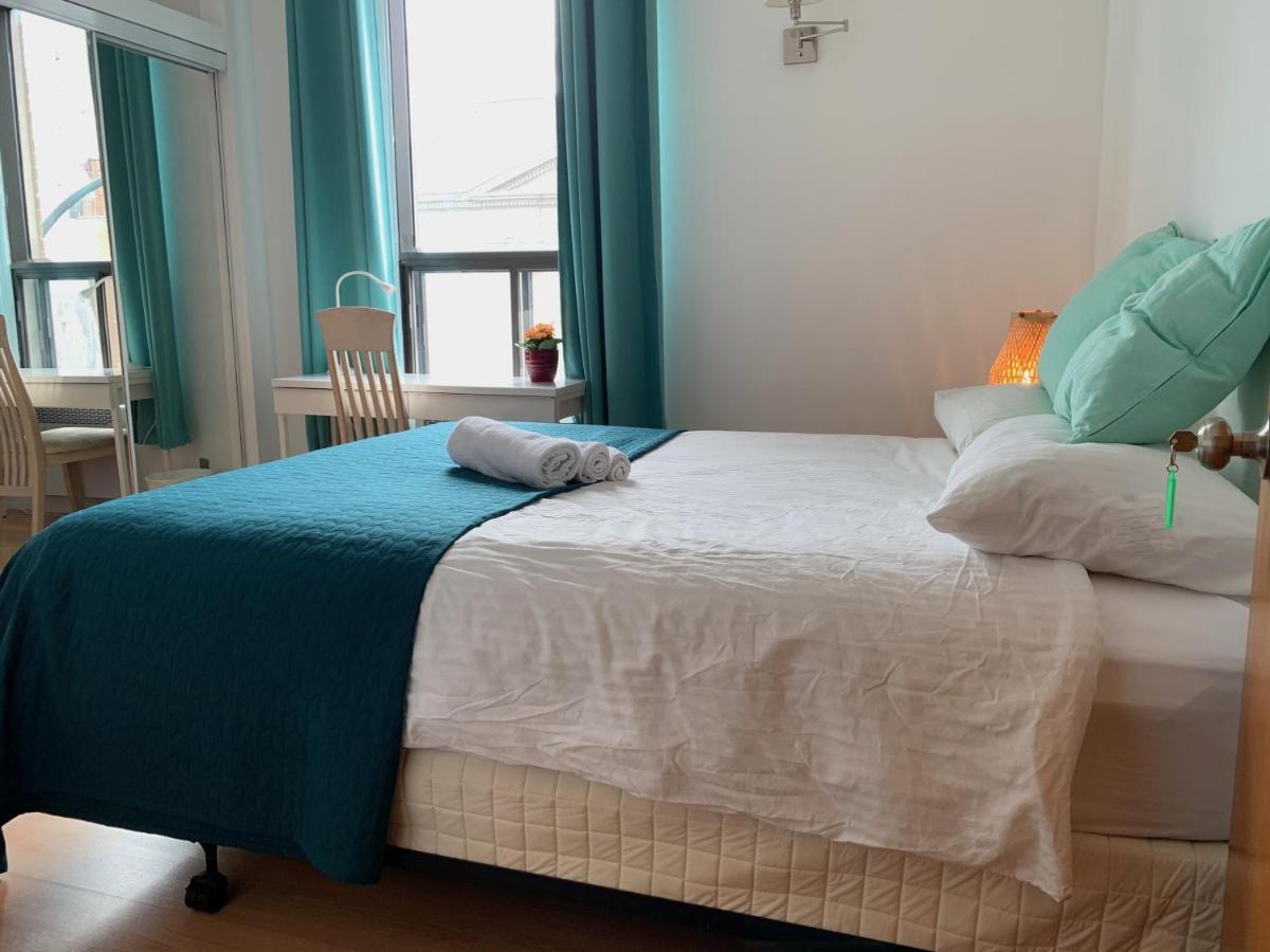 Chambres El Mediterraneo Rooms Montréal Kültér fotó